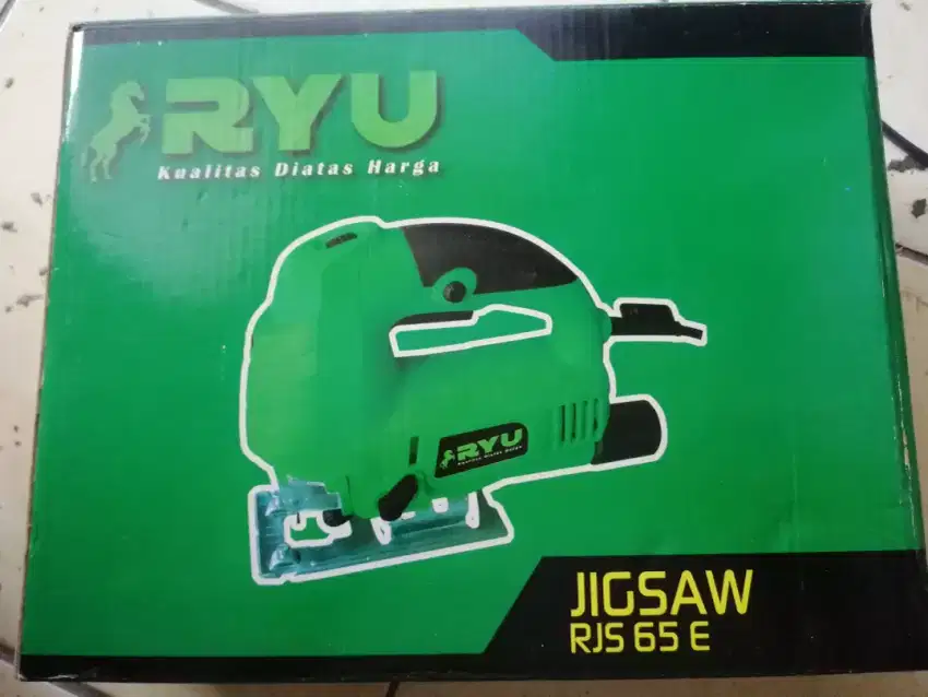 Di jual alat potong triplek merk ryu