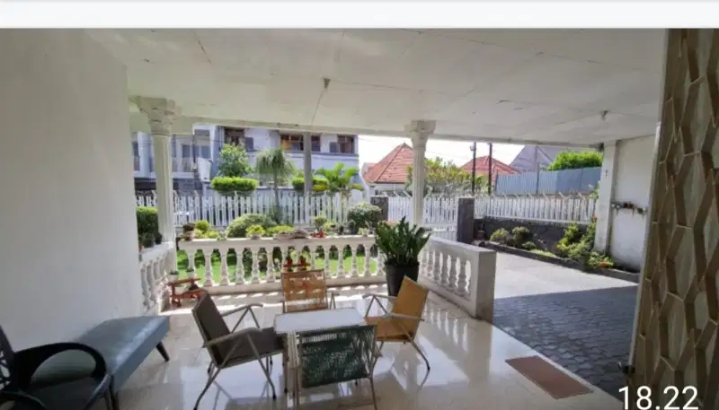 Di jual murah, cocok untuk kos2an, di Blambangan, dekat Univ. WM