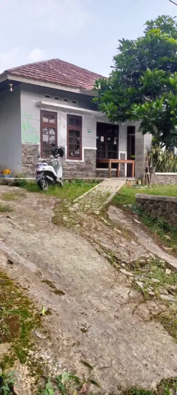 di jual rumah bibir jalan angkot jl kabupaten dekat exit tol bocimi