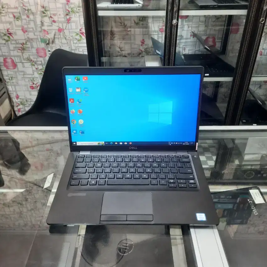 Dijual Laptop Dell Latitude 5400, Core i5 gen 8, RAM 8GB, SSD 128GB