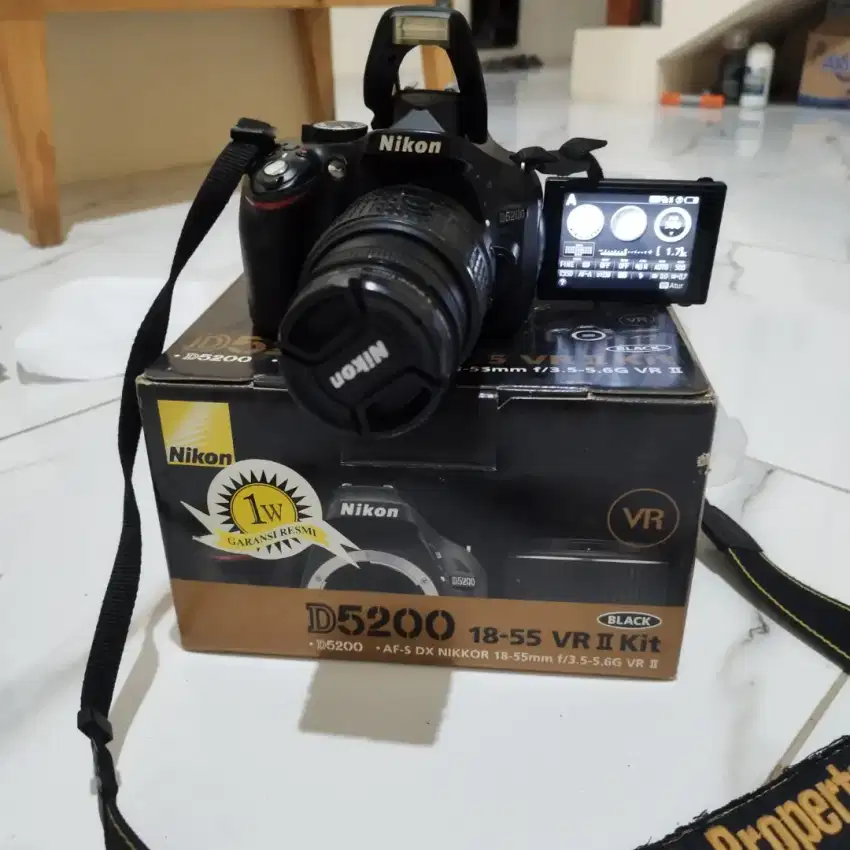 Kamera dslr nikon D5200 normal mulus murah tangan pertama garansi alta