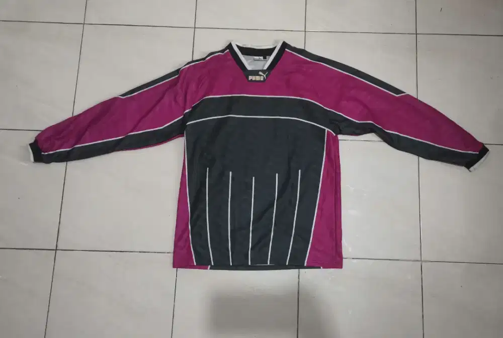 Dijual baju kiper original Puma vintage