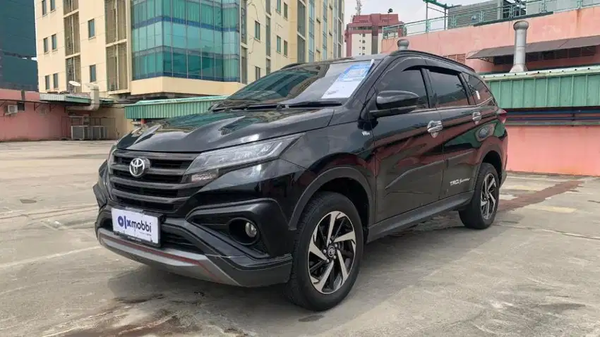 TDP 10Jt Toyota Rush 1.5 TRD Sportivo 7 Bensin-MT 2019 Hitam /