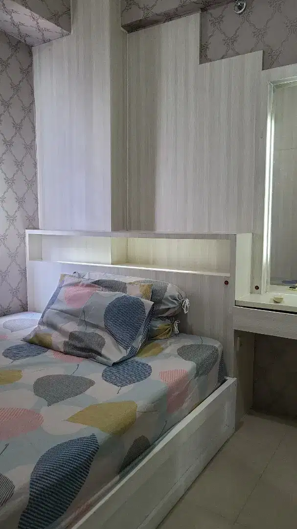 Di sewa kan Apart Green Pramuka 2 BR
