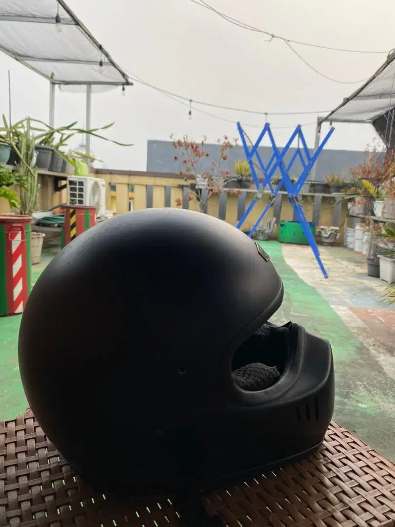 Fortune Garage Helm