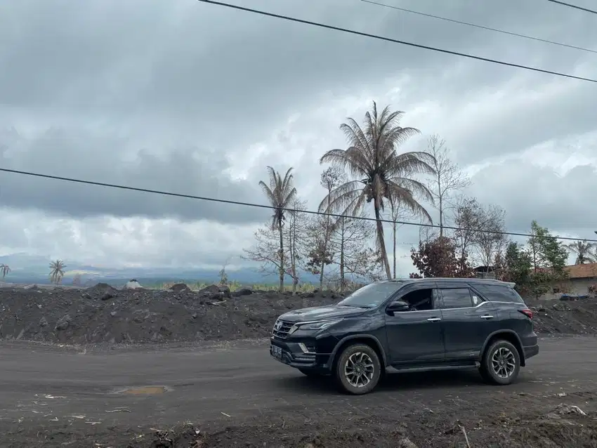 Rental mobil dalam luar kota sewa murah innova fortuner zenix alphard