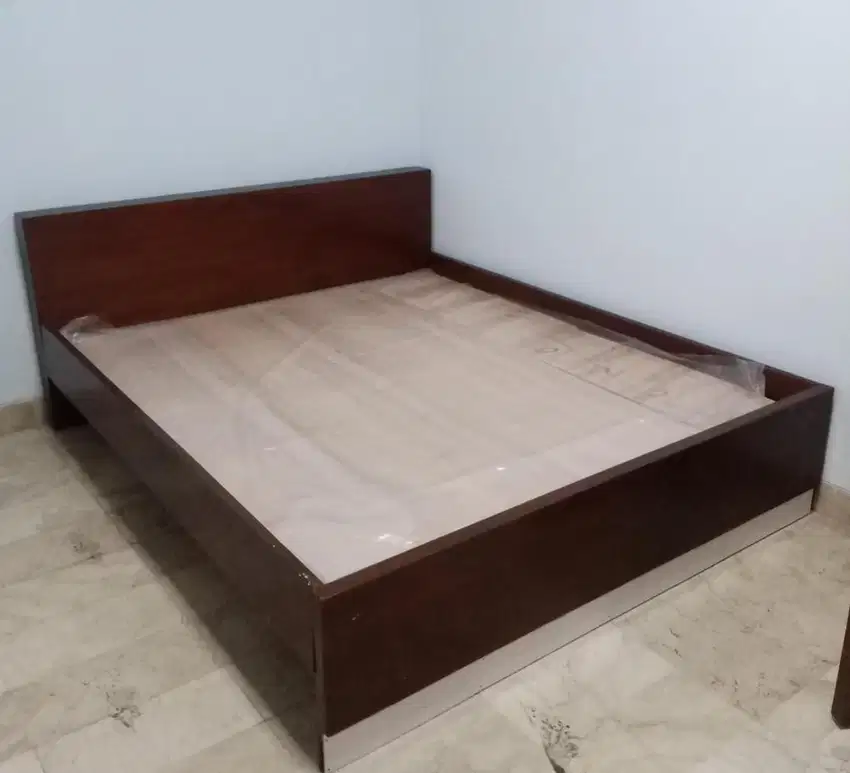 tempat tidur jati