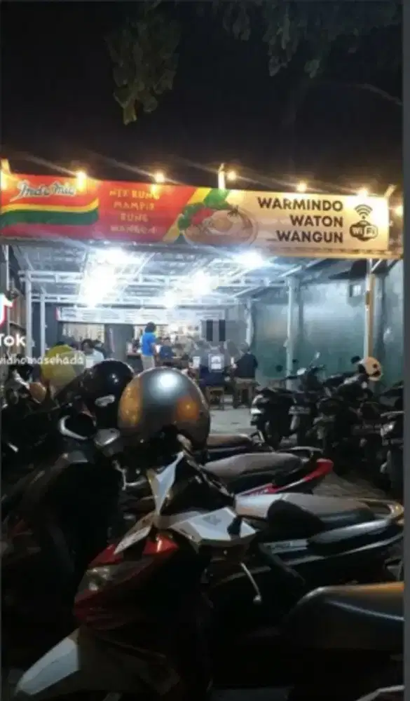 Lowongan Kasir dan pelayan warmindo