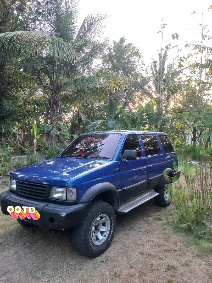 Isuzu Panther hi sporty