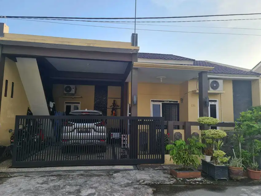 Jual cepat rumah komplek siap huni, security, harga terjangkau, Tampan