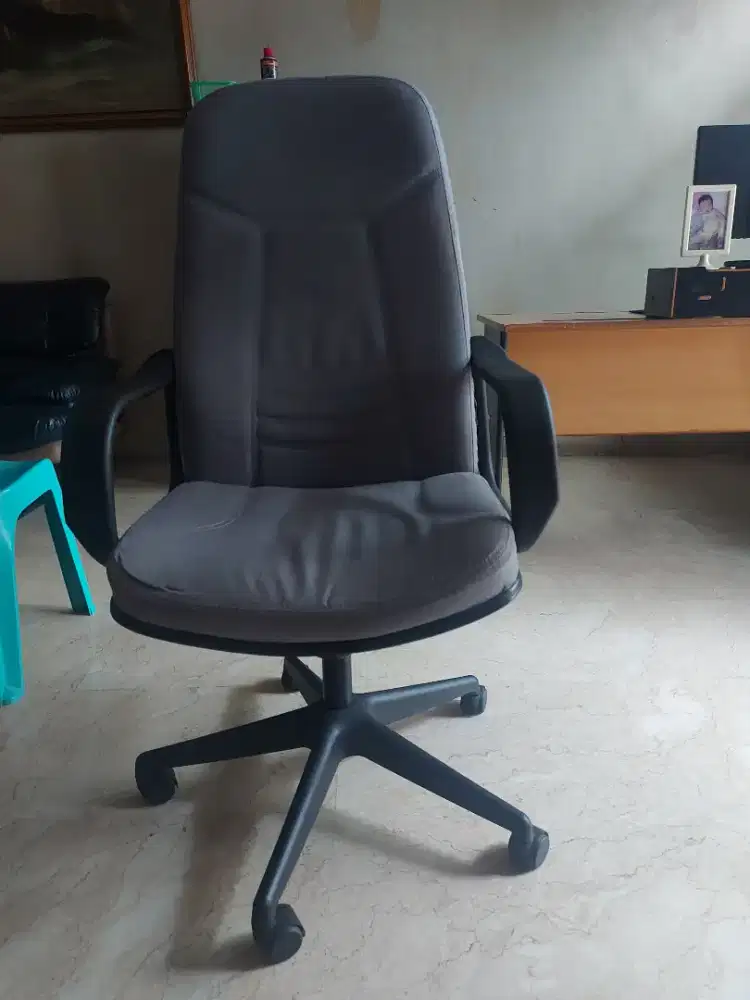 Kursi Kantor / kerja merk INCO