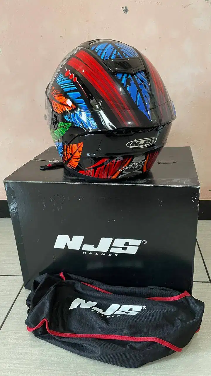 Helm NJS ZX-1 size L jarang pakai