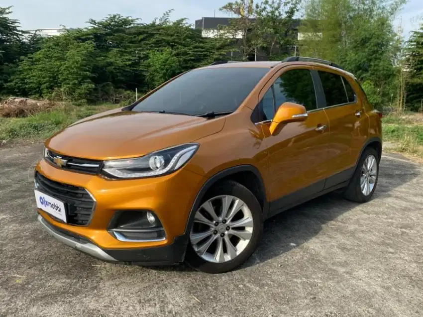 Pajak Panjang Chevrolet Trax 1.4 LTZ Bensin-AT 2017 Orange LDAS