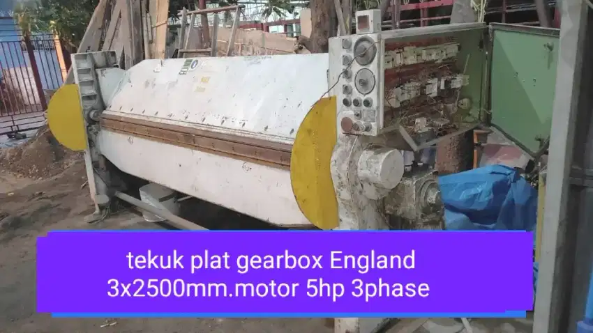 Mesin pon eksentrik dan hidrolik