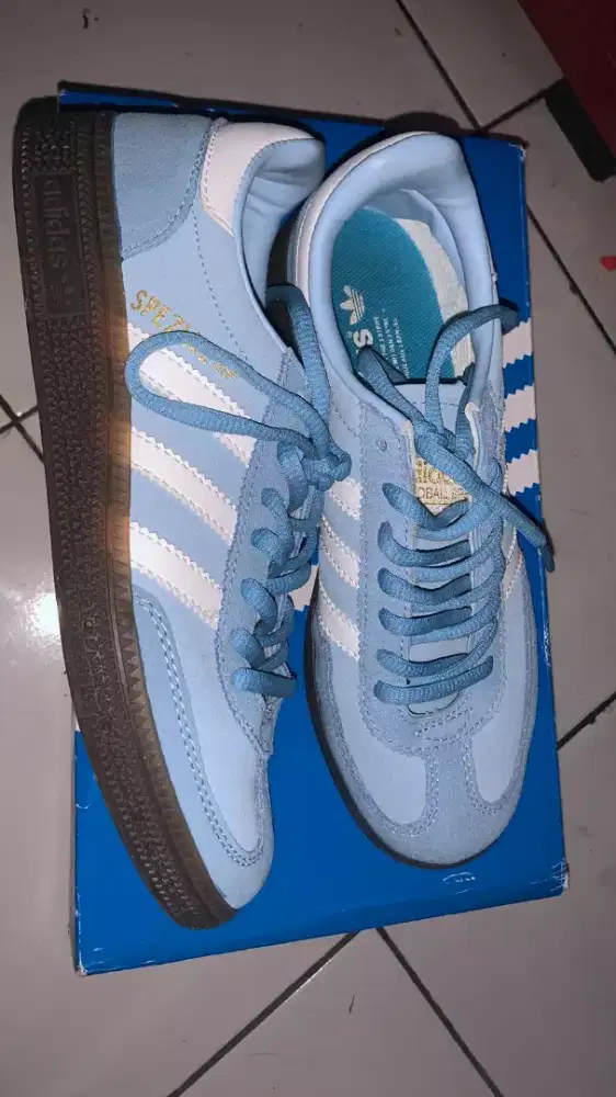 Seperti second size 37