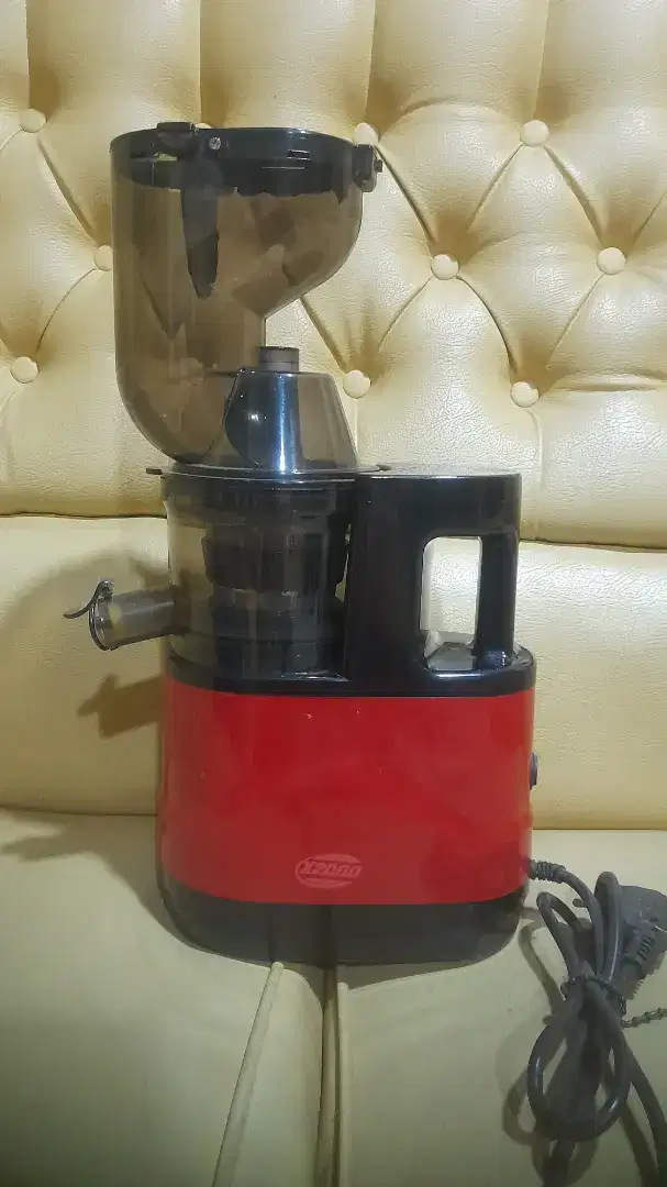 Slow juicer X2000