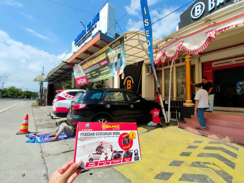 MOBIL JEDUG di JALAN RUSAK TERATASI. PAKAI BALANCE PEREDAM GUNCANGAN