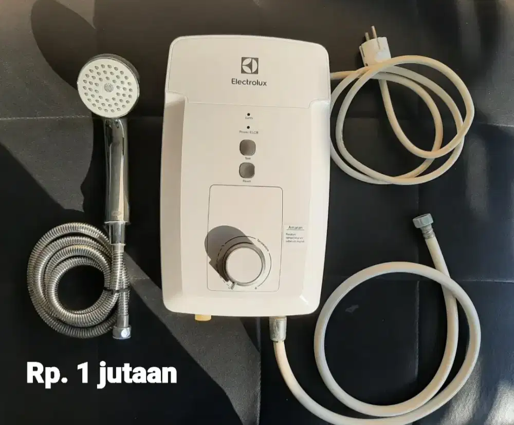 Pemanas air elektrolux