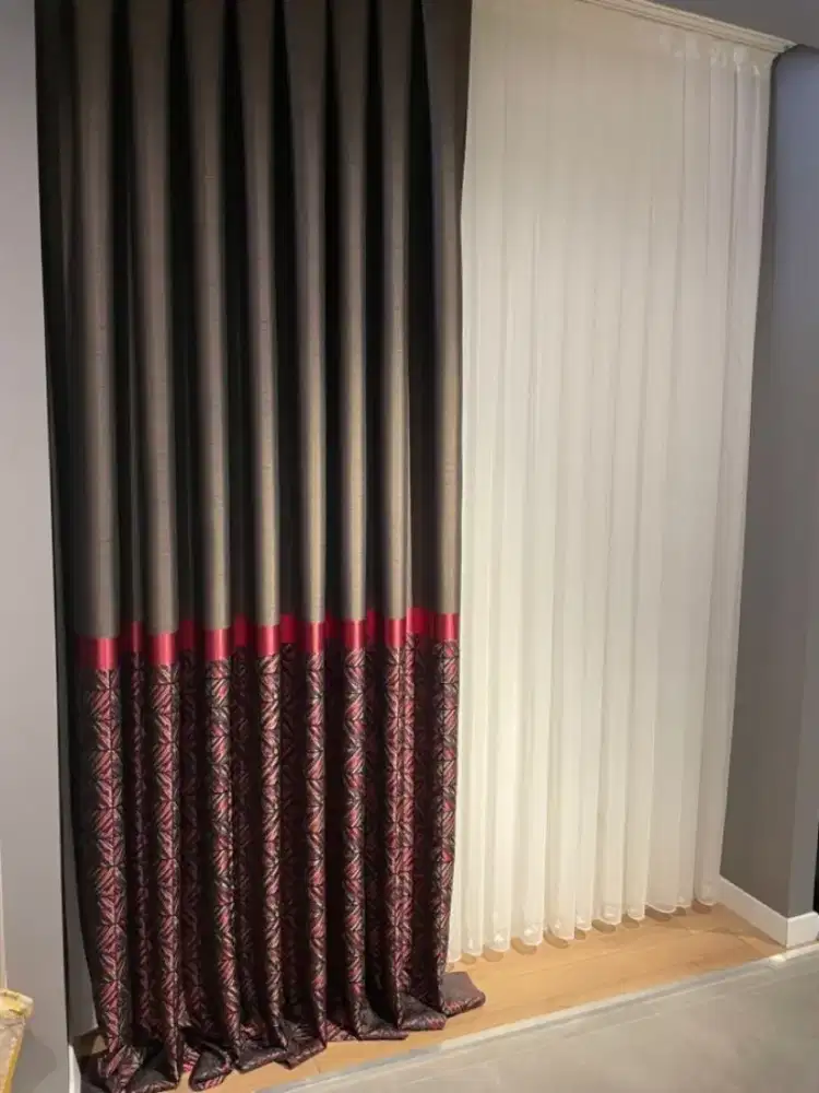 Jual gordyn gorden tirai vertikal roll blind jasa wallpaper dinding vi