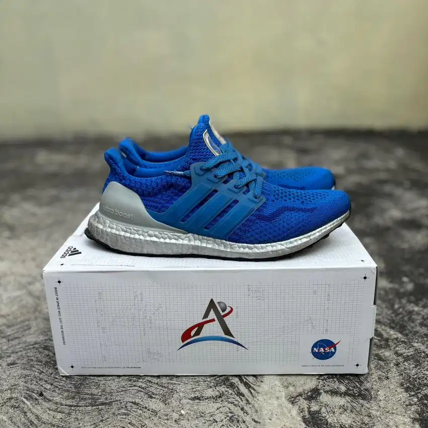 Adidas Ultraboost DNA x NASA