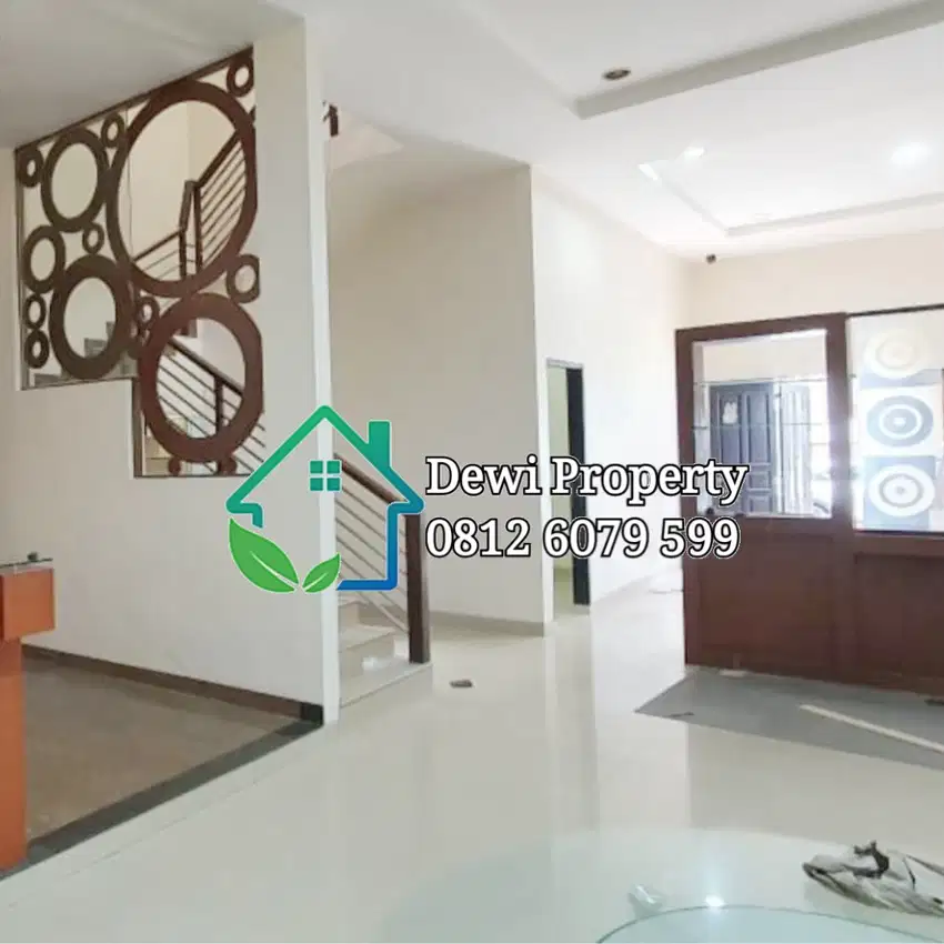 DISEWAKAN VILLA KOMP CEMARA ASRI JLN CAMELIA