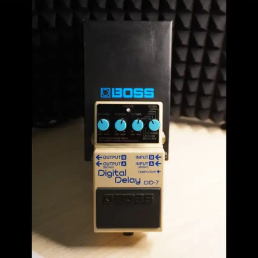 ROLAND BOSS DD-7 | DIGITAL DELAY 7 Effect Pedal (Bekas)