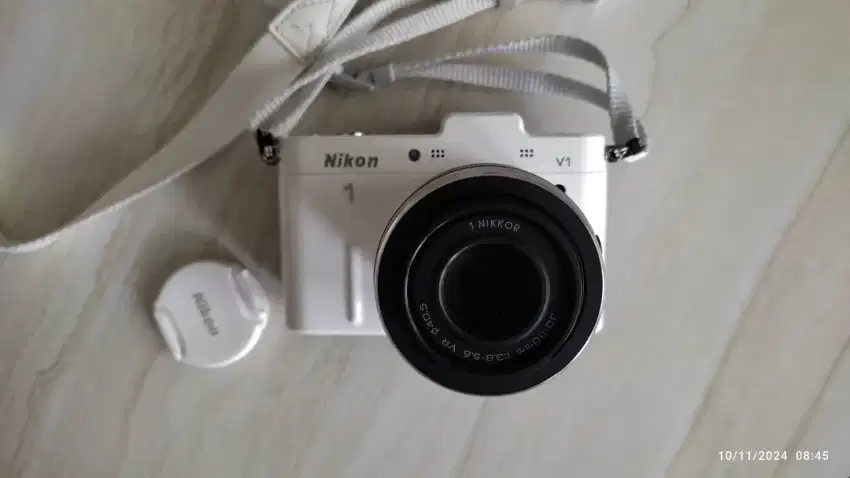 Camera mirrorless Nikon 1 V1 mulus