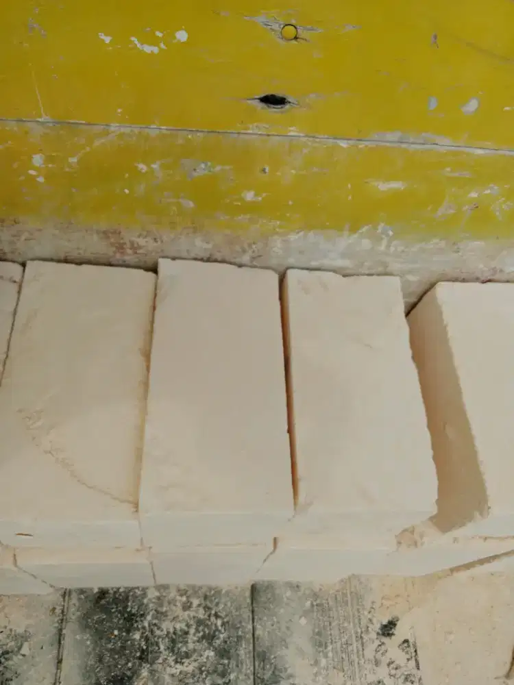 Batu kumbung pondasi rumah