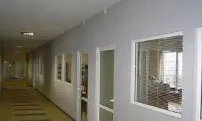 Pasang Partisi - Plafon Gypsum / PVC WIFON + Kusen Pintu Alumunium