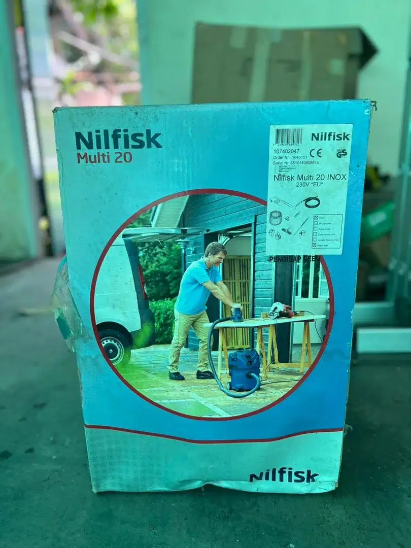 Vacuum Cleaner Nilfisk Multi 20 Inox Wet and Dry