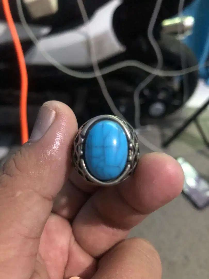 cincin batu firus biru