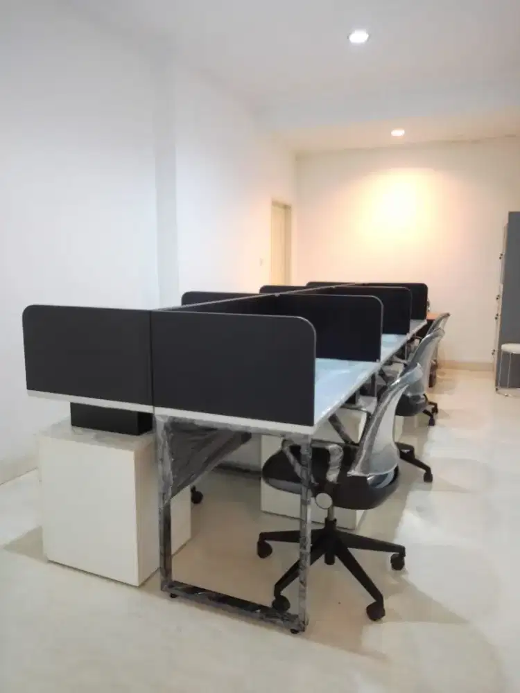 meja partisi kantor sekat