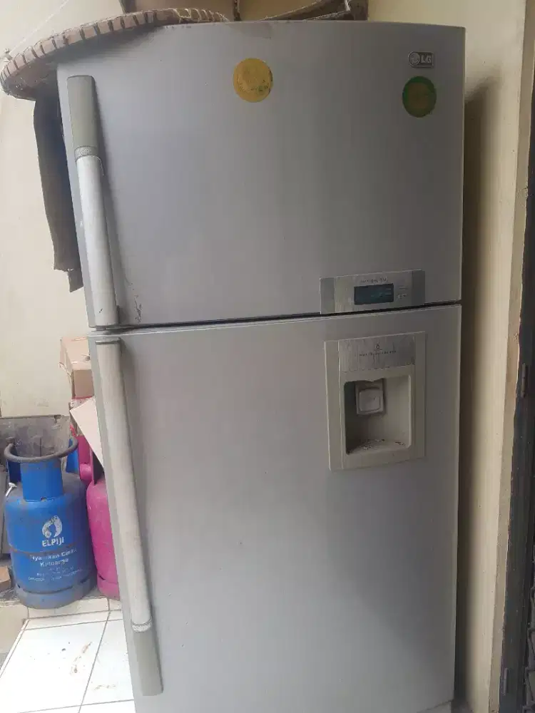 Kulkas LG 2 pintu