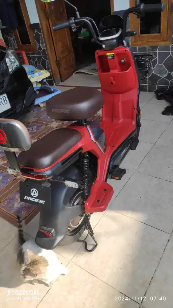 Sepeda listrik Pacific