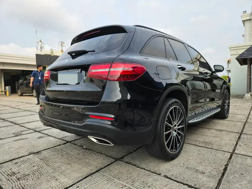 19 rb miles GLC200 AMG Night Edition 2019 pajak panjang istimewa