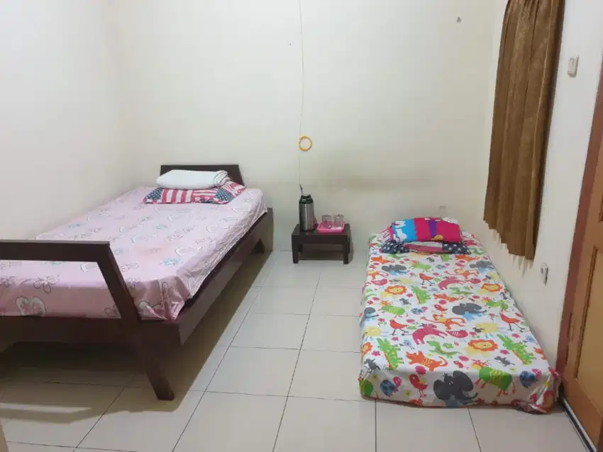 Kost Bulanan Kary/I, Pasutri, Mhs/i