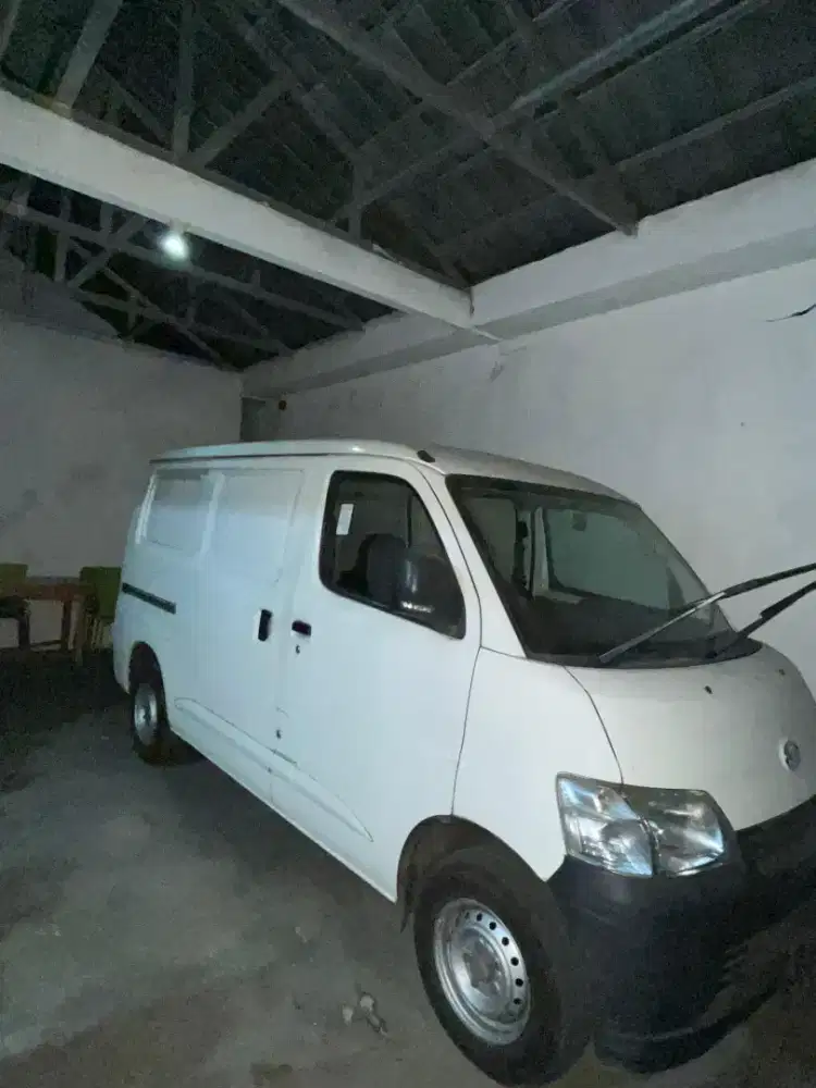 DISEWAKAN GRAND MAX BLIND VAN AC