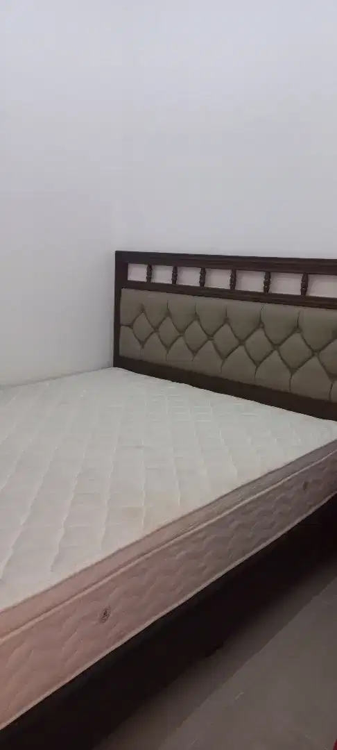 Dijual Spring Bed lemgkap, kondisi 70%