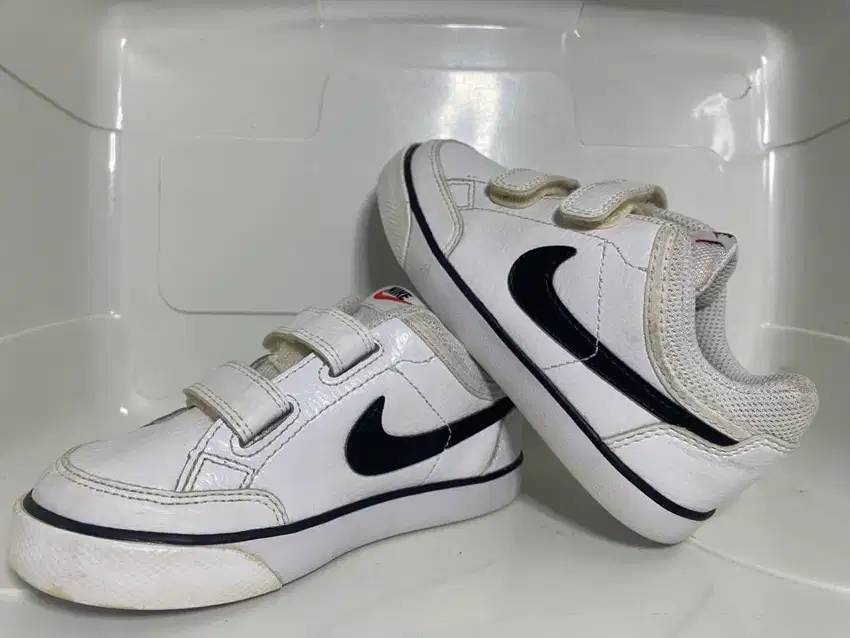 Sepatu Anak Nike White (PL)