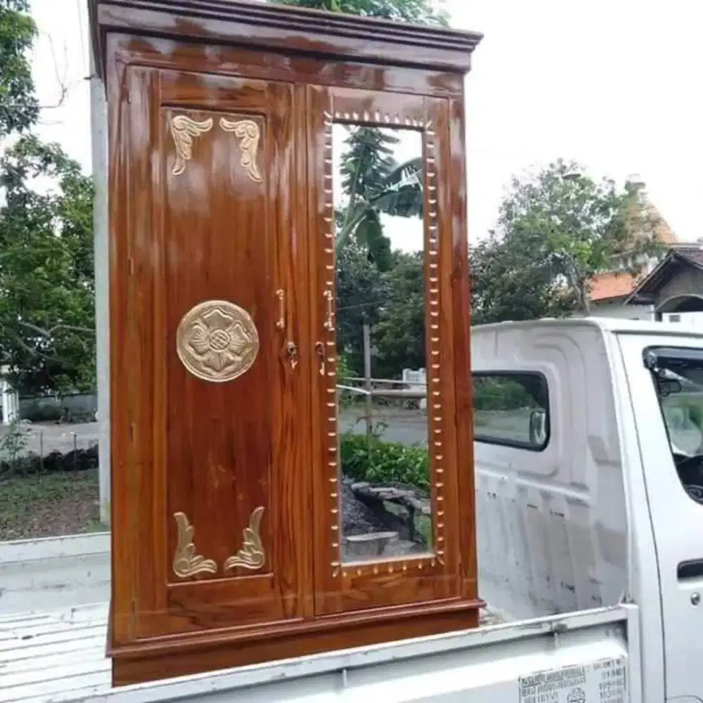 Lemari pakaian jati murah dan kuat
