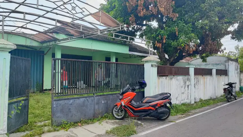 Tanah Murah bonus bangunan rumah banyuagung kadipiro Solo