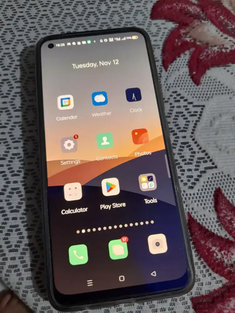 Realme 8 128/8 bekas lengkap mulus sperti baru