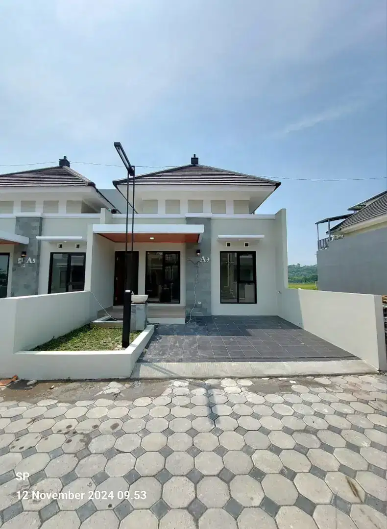 Rumah Modern Dalam Perumahan Dekat Candi Prambanan Jl Solo