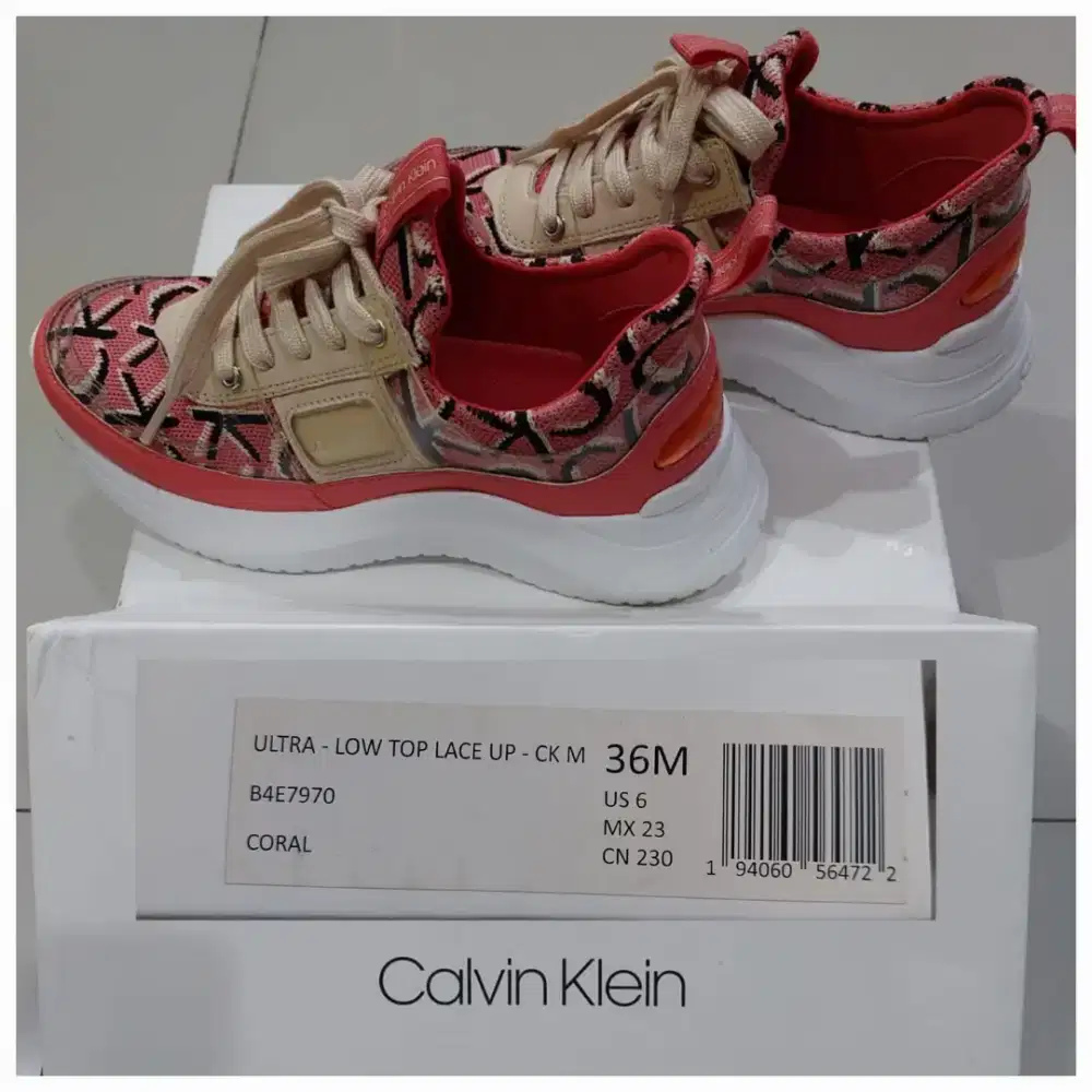 Preloved Sepatu Calvin Klein
