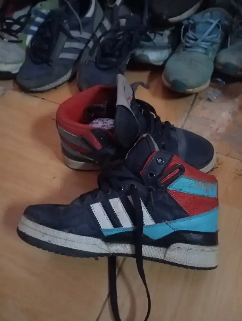 FORUM / ADIDAS / 40 /  CHINA