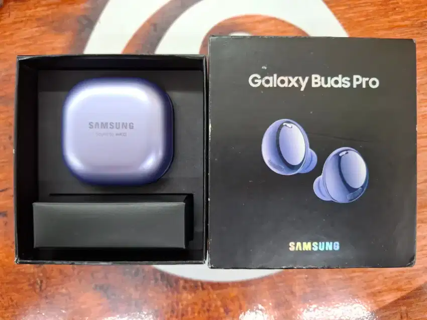 Samsung Buds Pro Violet