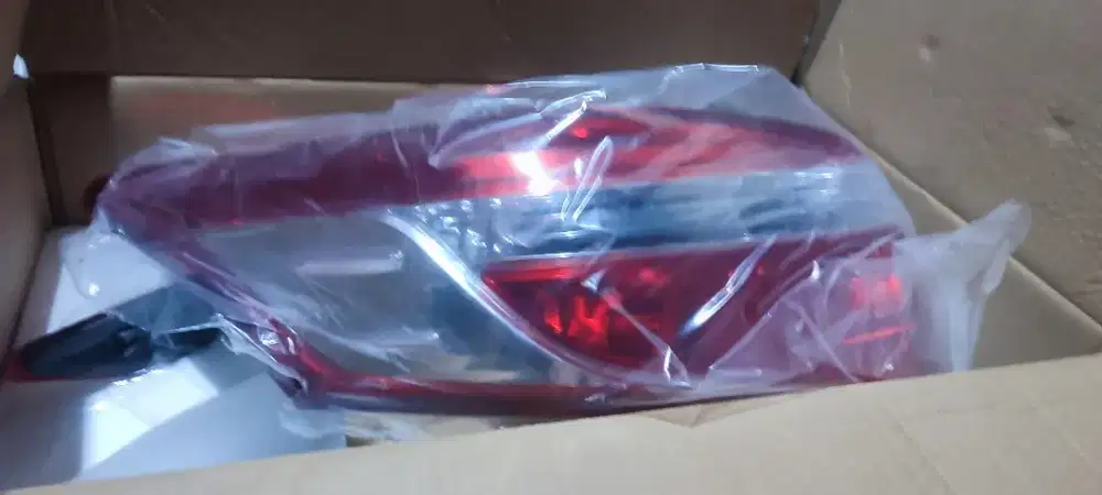 2 buah Stoplamp lampu berhenti lampu belakang vios gen 3