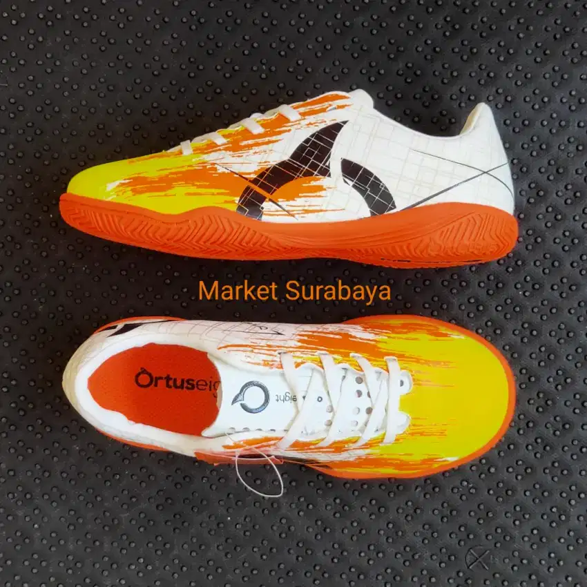 Sepatu olahraga Futsal Indor Original