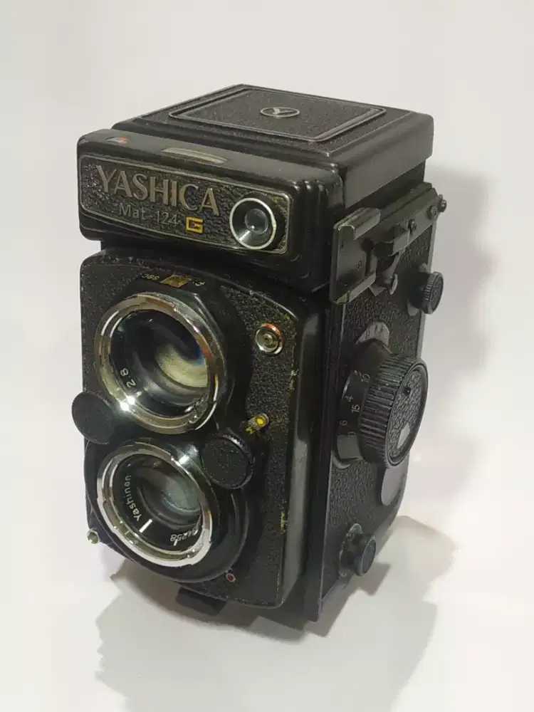 Kamera Yashica Mat 124 G