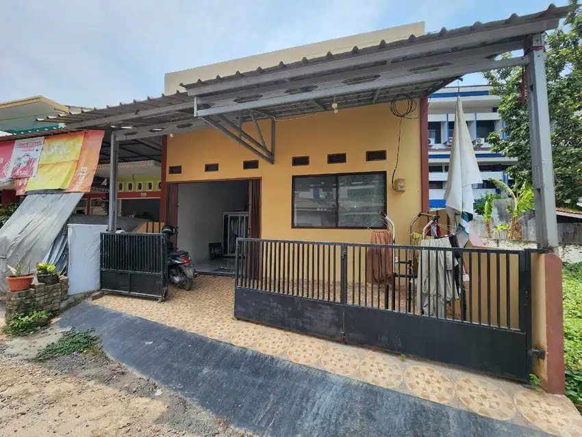 RUMAH KIOS DI DEKAT KANTOR GUBERNUR TELUK BANDAR LAMPUNG MURAH NEGO